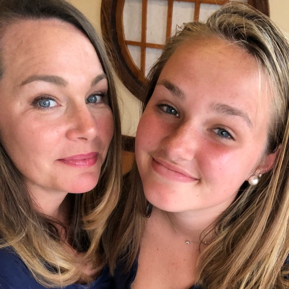 Meet your Posher, Elizabeth - Picture 6 of 6